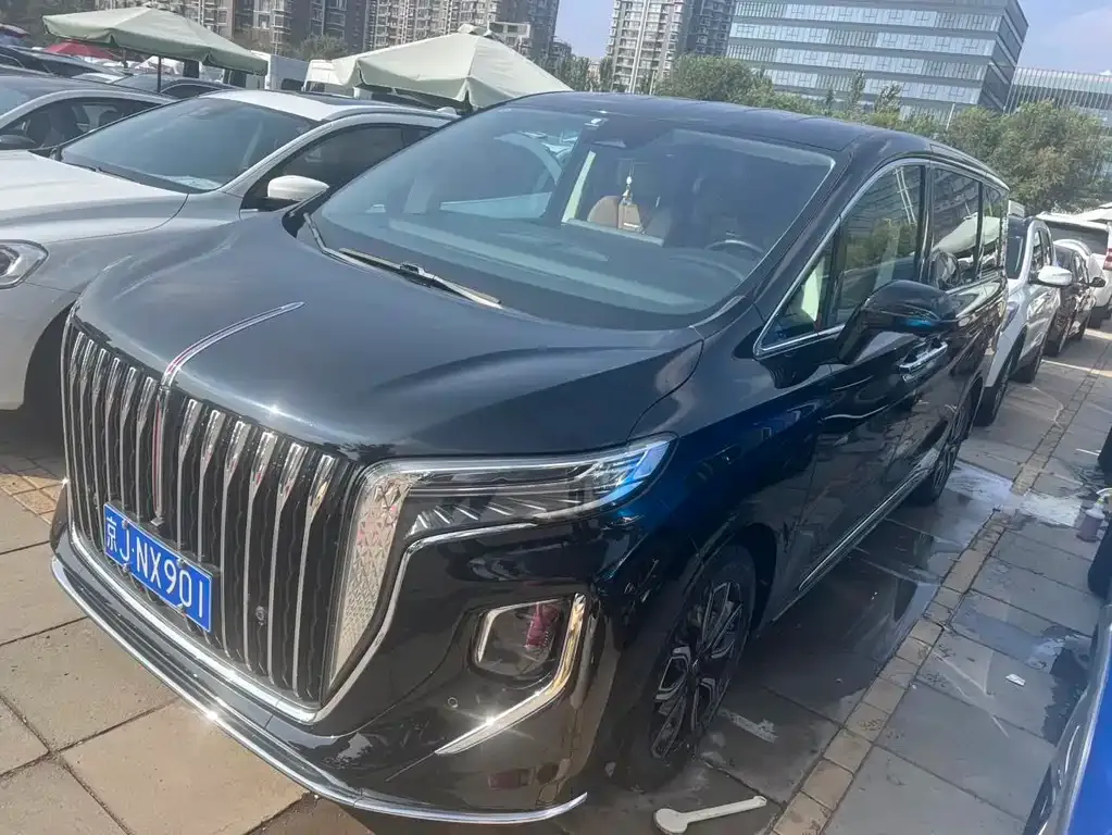Hongqi HQ9 — фото 1