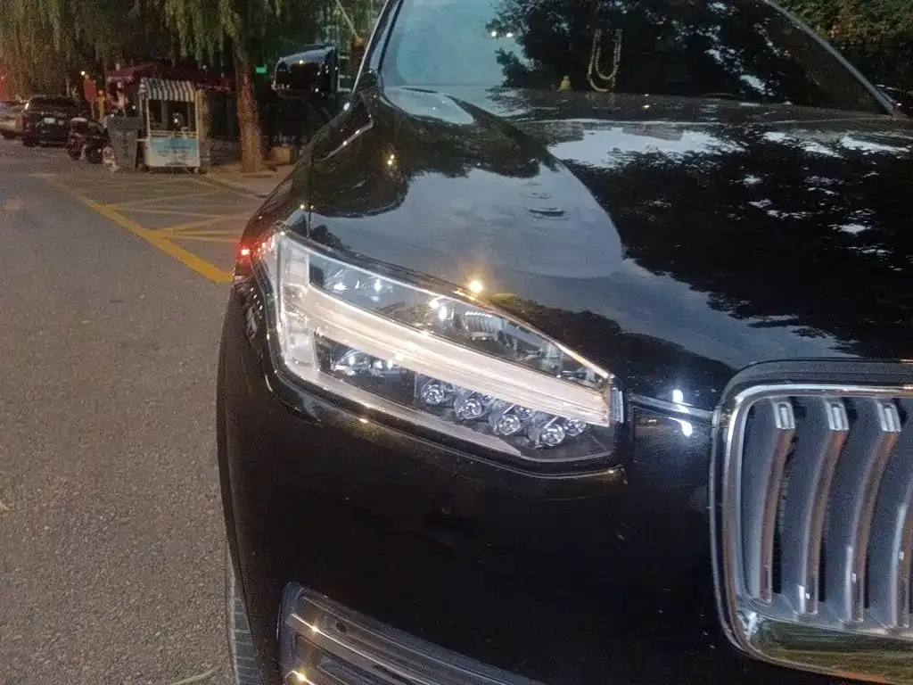 Volvo XC90 — фото 4