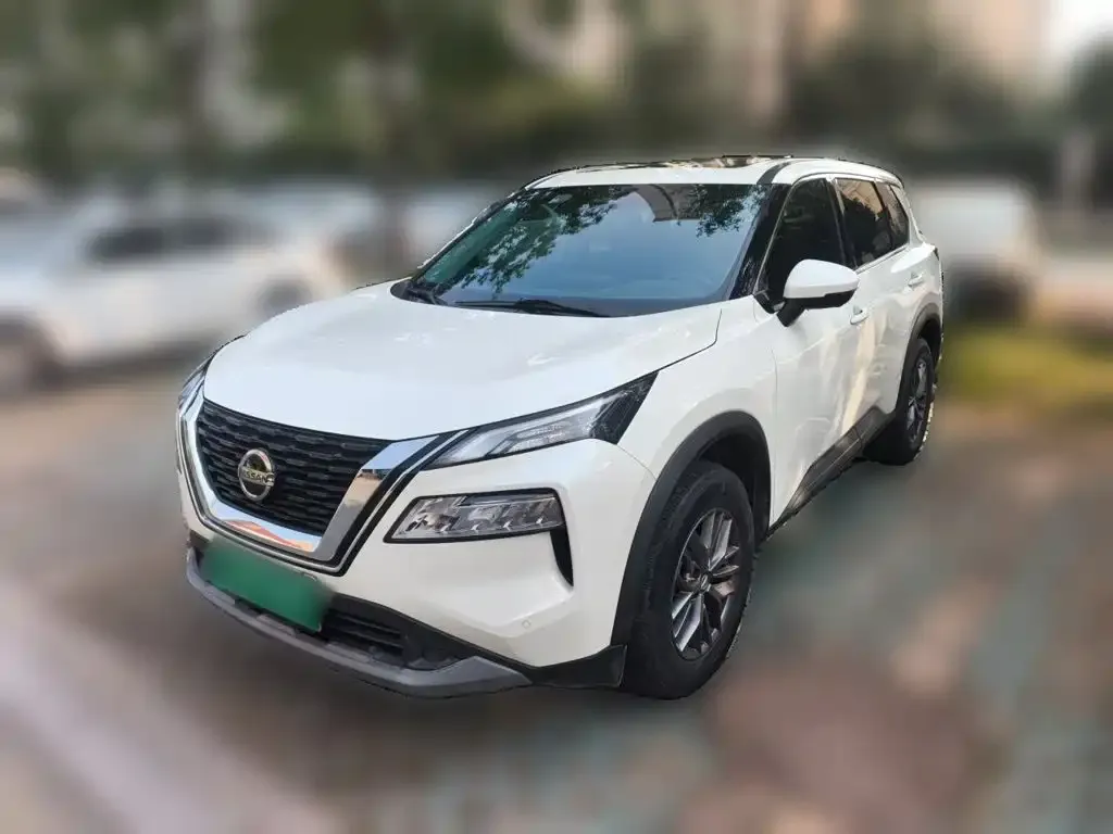 Nissan X-Trail — фото 1