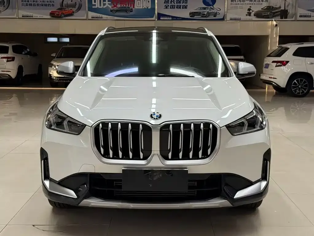 BMW X1 — фото 4