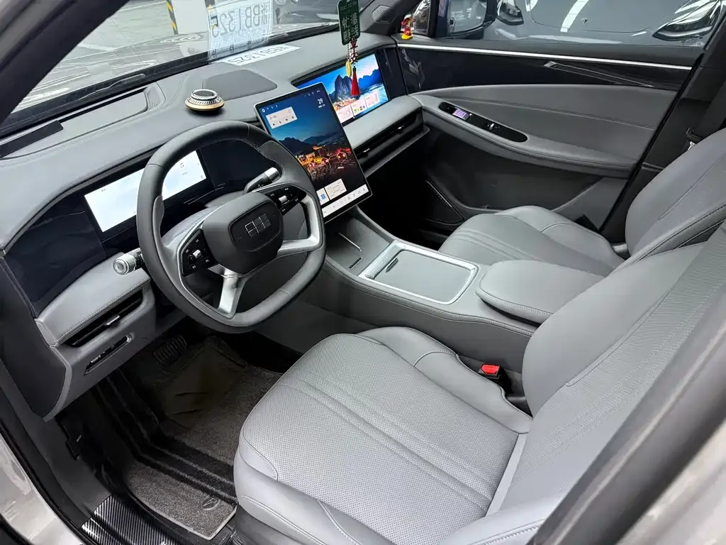 Geely Galaxy L7 — фото 4