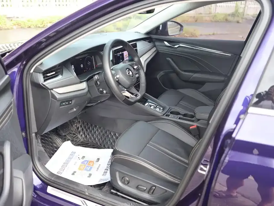Skoda Octavia — фото 10
