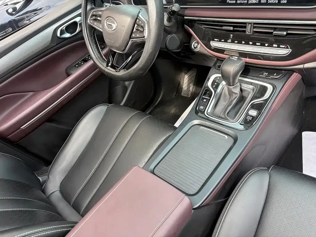 GAC Motor Trumpchi M6 — фото 6