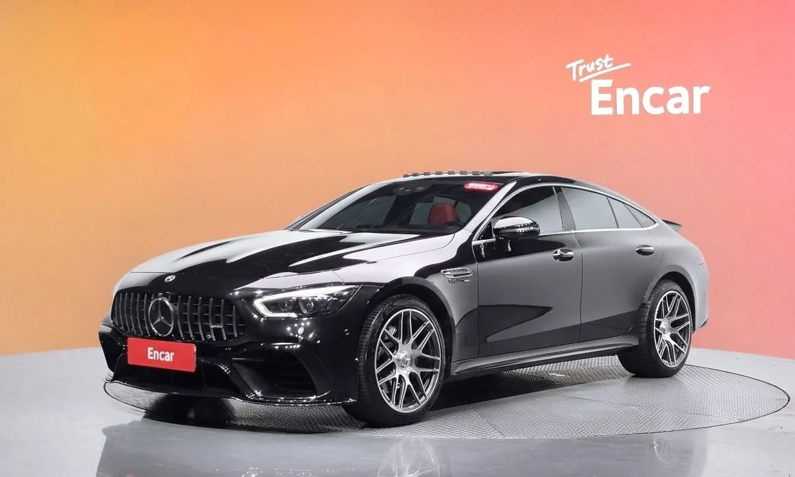 Mercedes-Benz AMG GT — фото 1