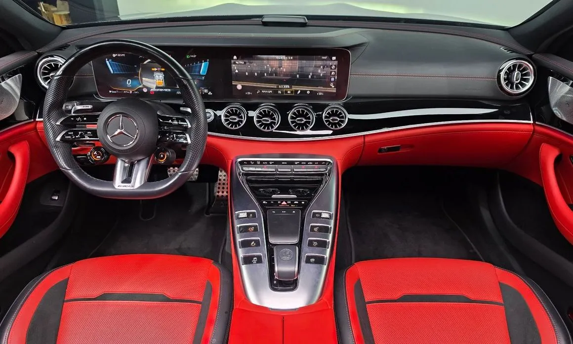 Mercedes-Benz AMG GT — фото 6