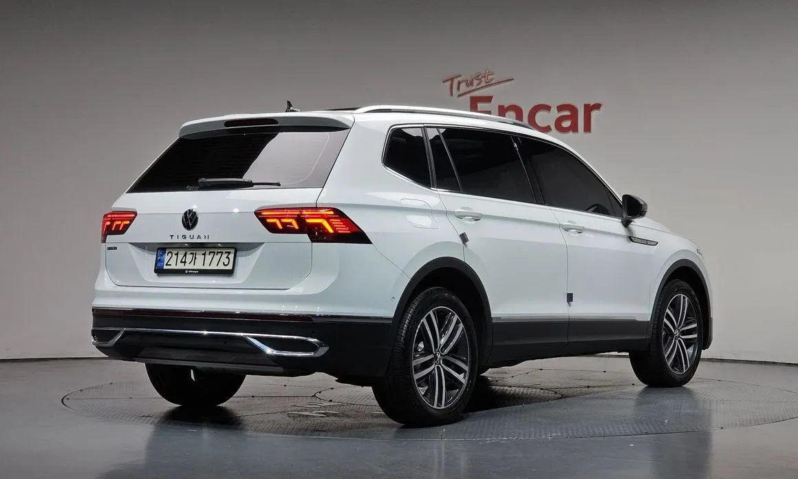 Volkswagen Tiguan — фото 5