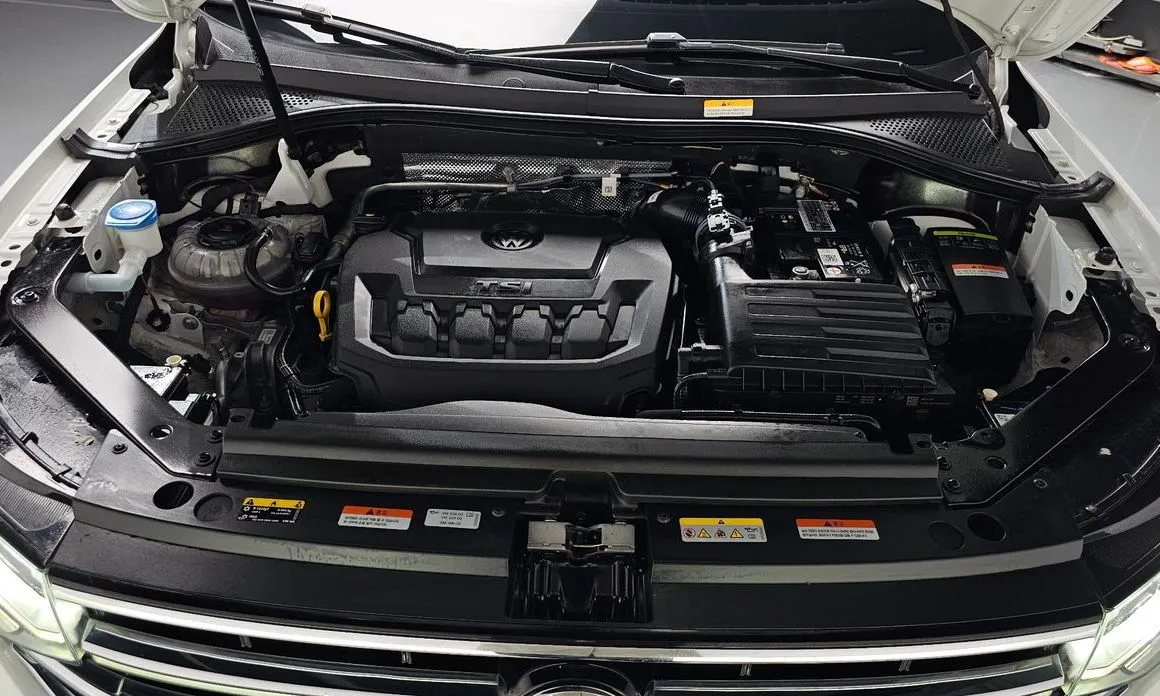 Volkswagen Tiguan — фото 6