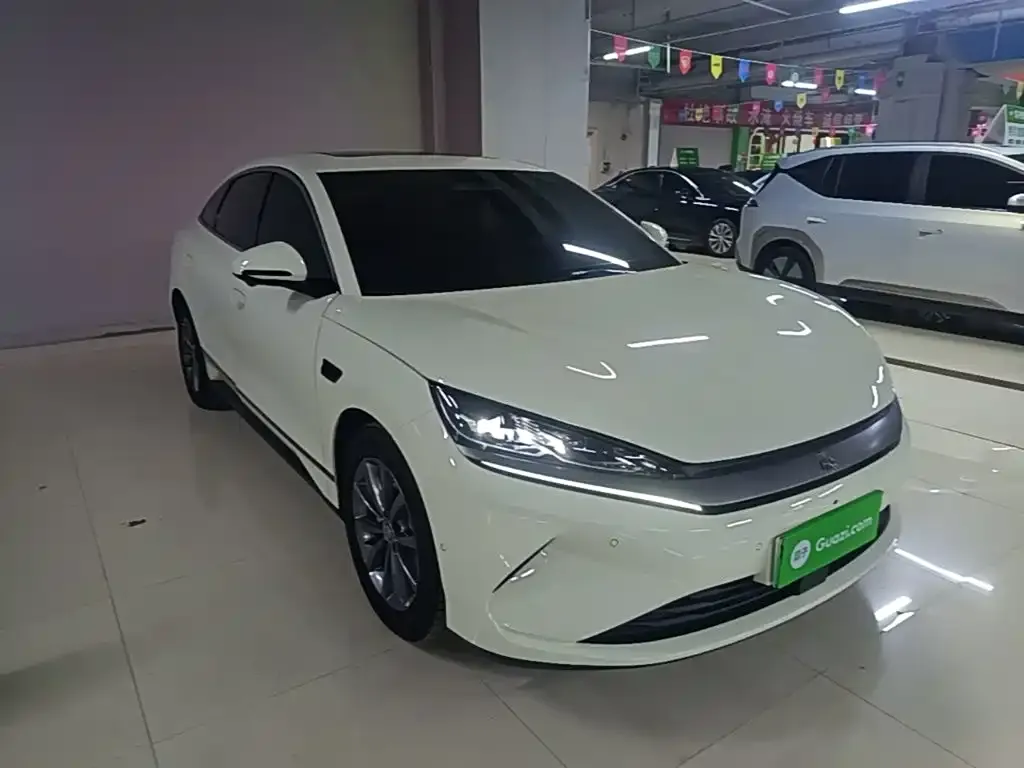 BYD Qin L — фото 9