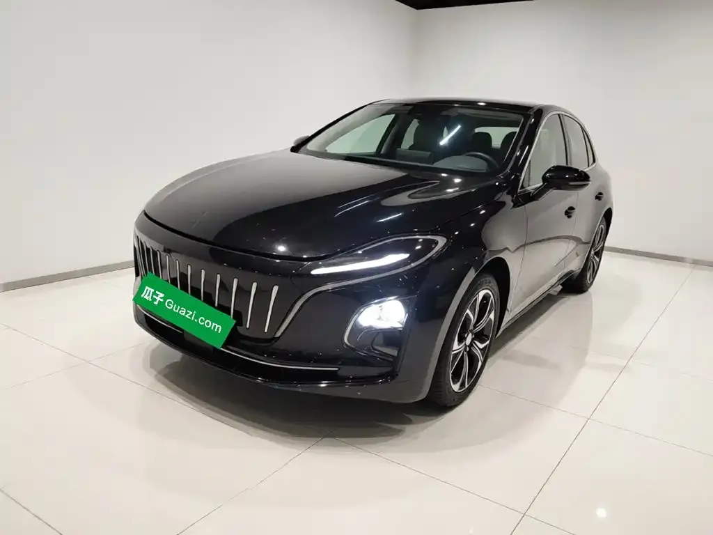 Hongqi E-QM5 — фото 1
