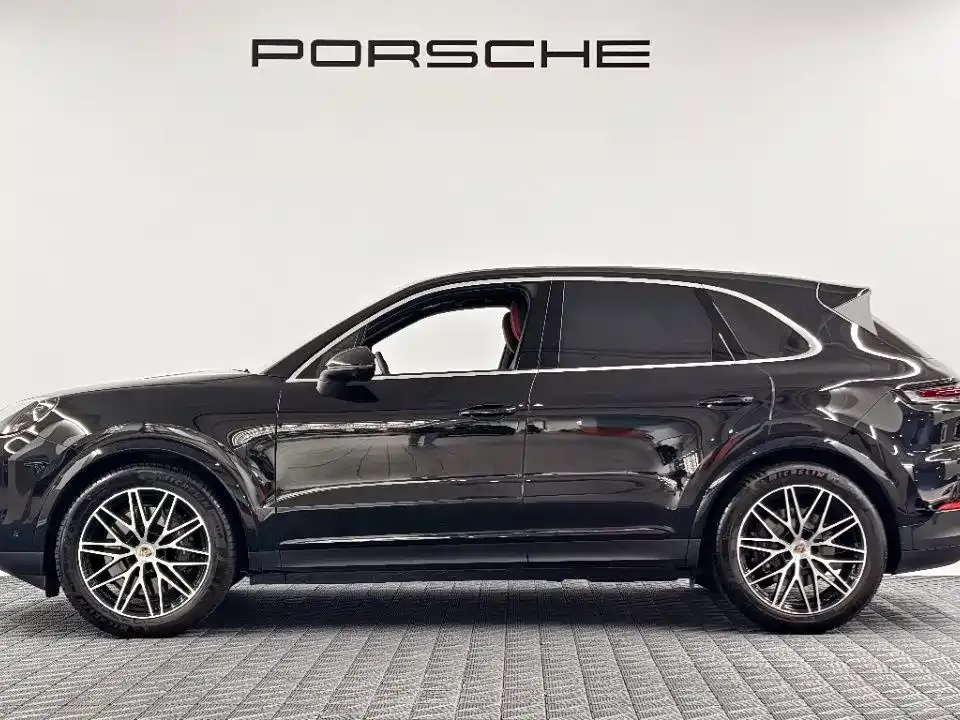 Porsche Cayenne — фото 5