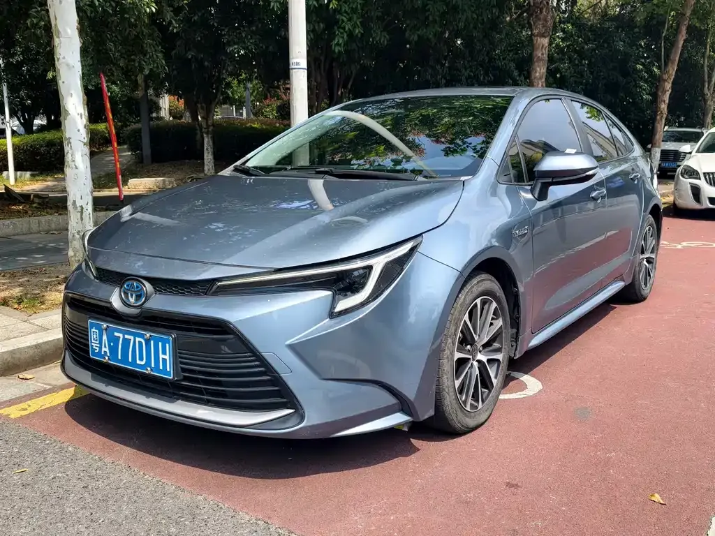 Toyota Levin — фото 1