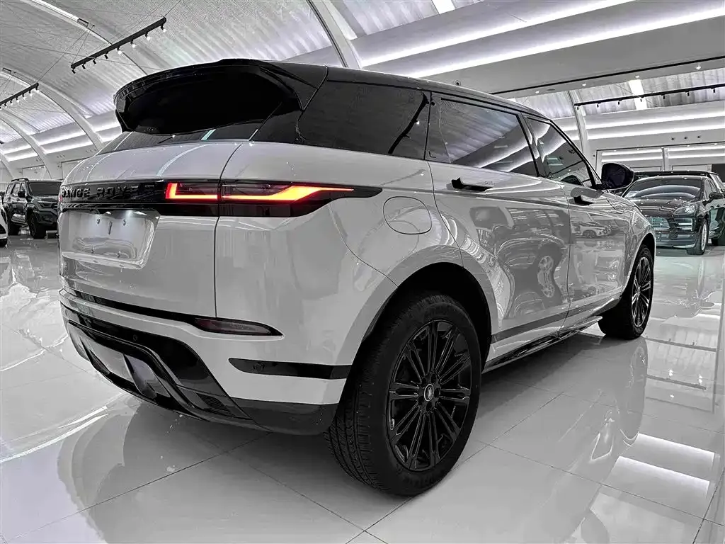 Land Rover Evoque — фото 10