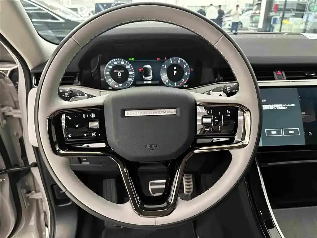 Land Rover Evoque — фото 6