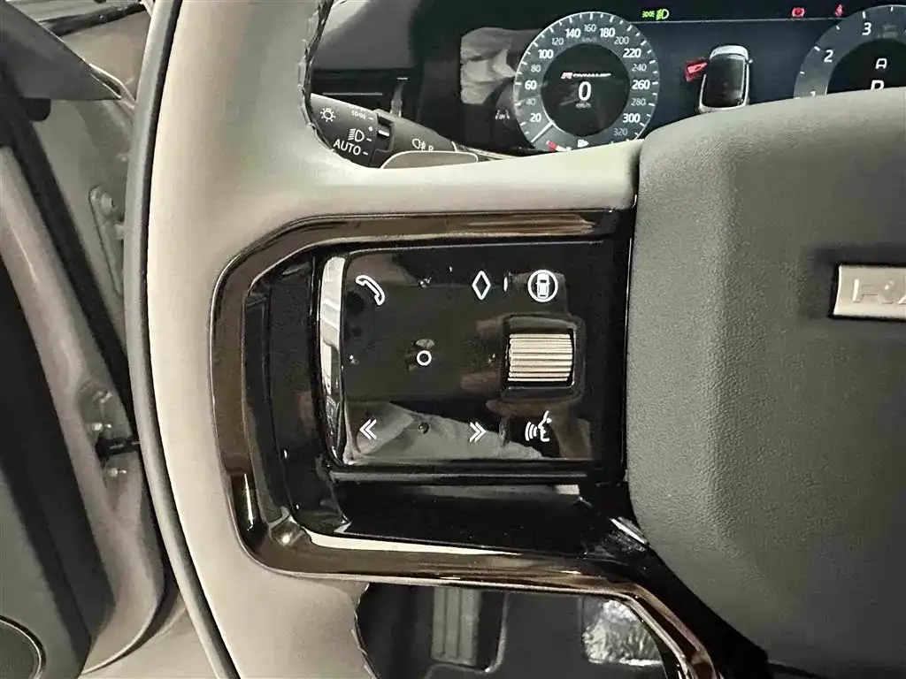 Land Rover Evoque — фото 4