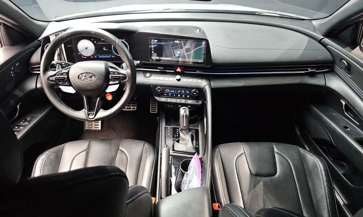Hyundai AVANTE — фото 10