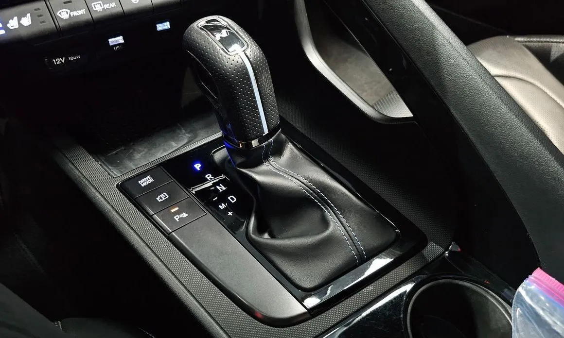 Hyundai AVANTE — фото 6