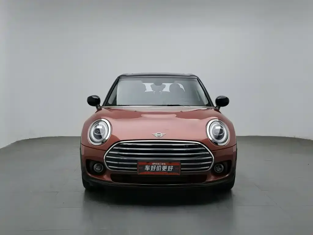 MINI Clubman — фото 4