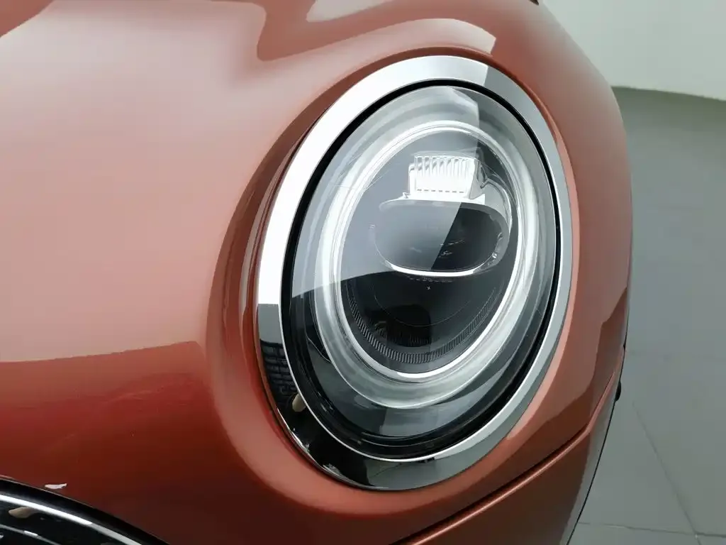 MINI Clubman — фото 6