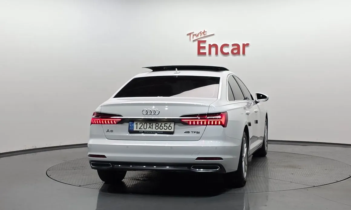 Audi A6 — фото 2