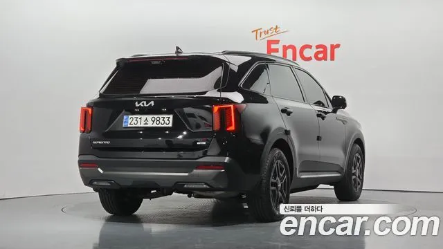 Kia Sorento — фото 5