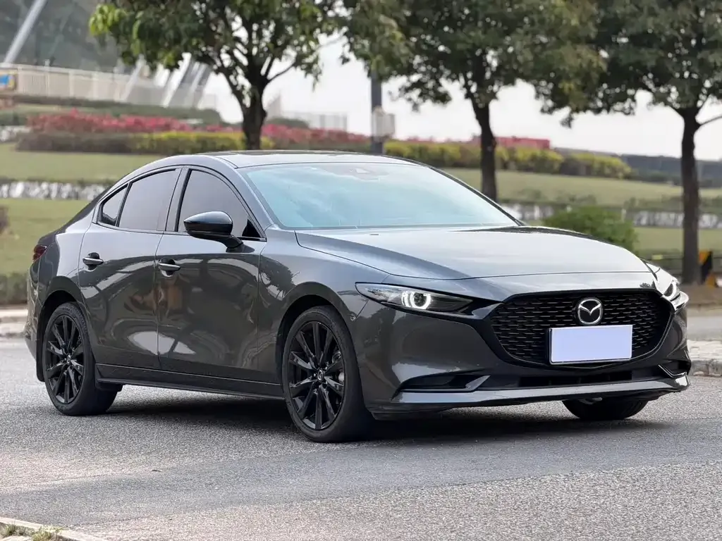 Mazda 3 Axela — фото 10