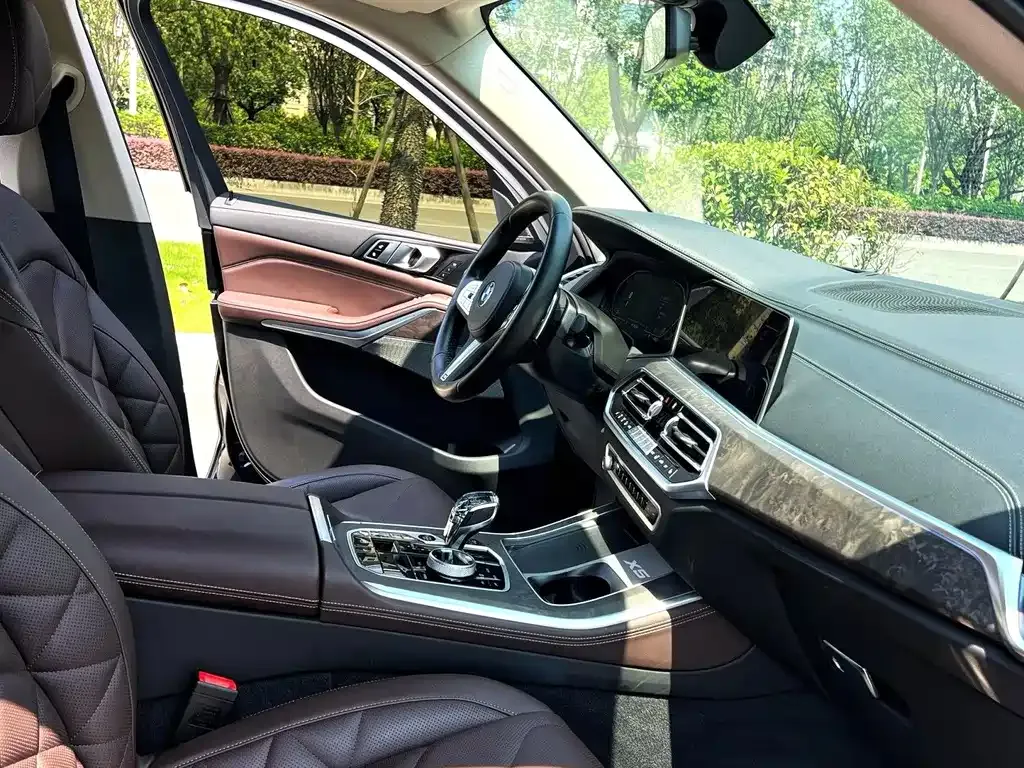 BMW X5 — фото 2