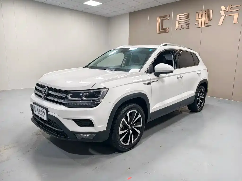Volkswagen Tharu — фото 1