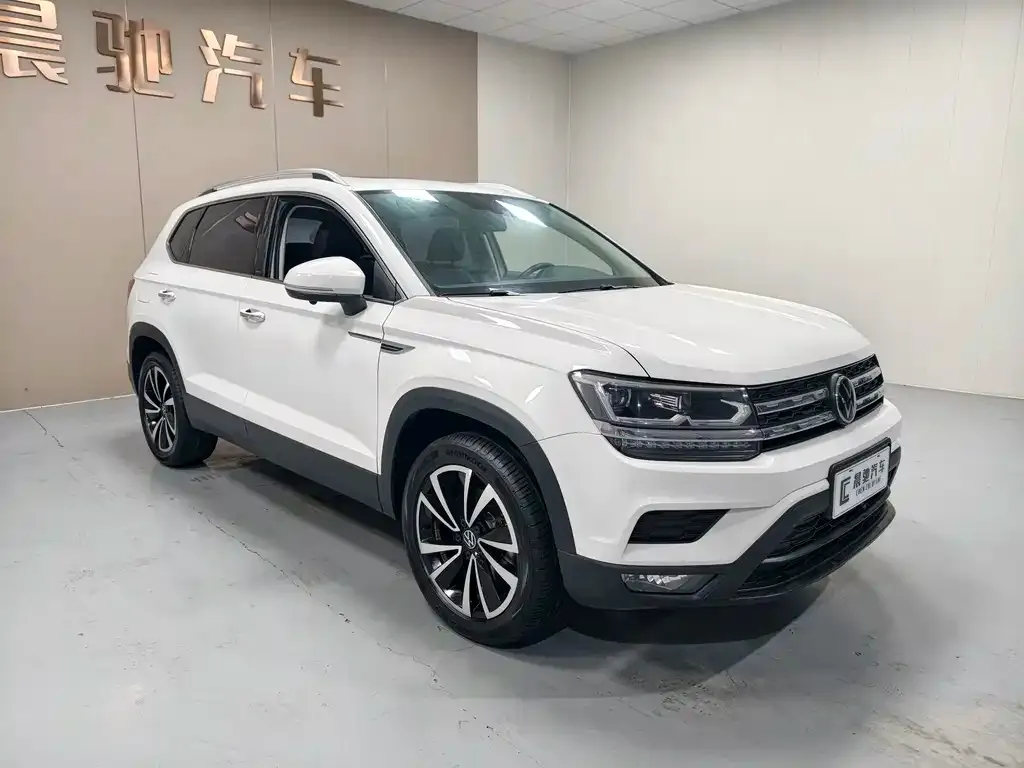 Volkswagen Tharu — фото 3