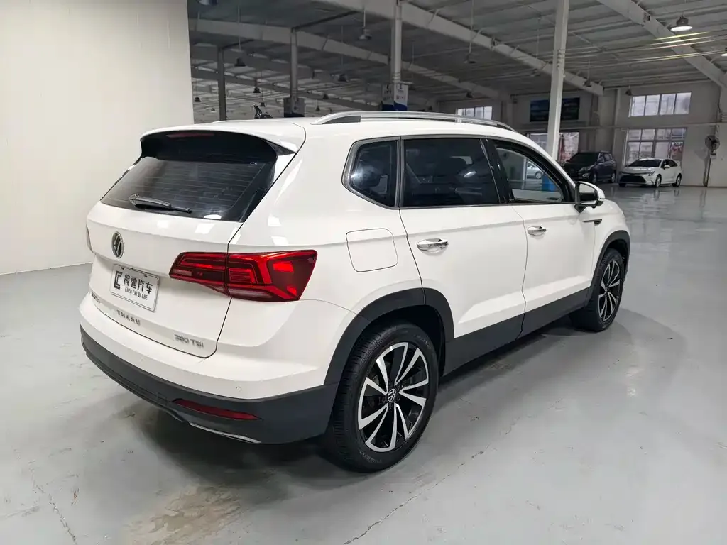 Volkswagen Tharu — фото 9
