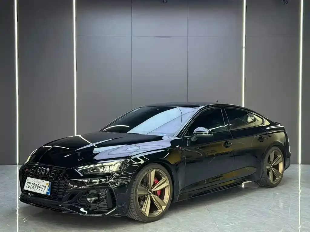 Audi RS 5 — фото 1