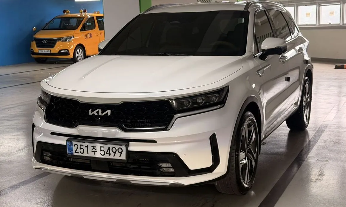 Kia Sorento — фото 1
