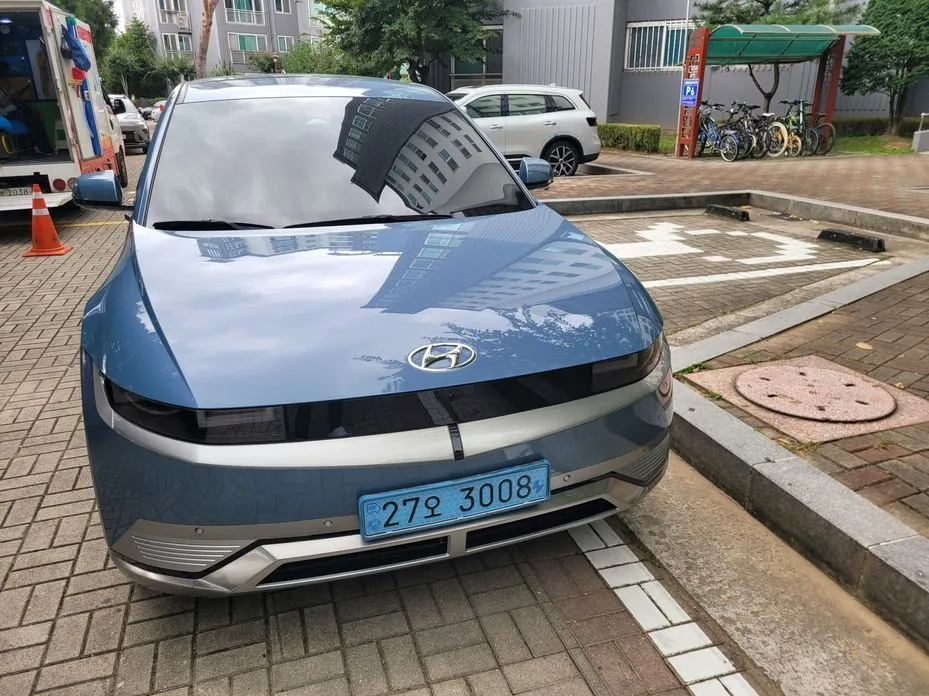 Hyundai Ioniq5 — фото 1
