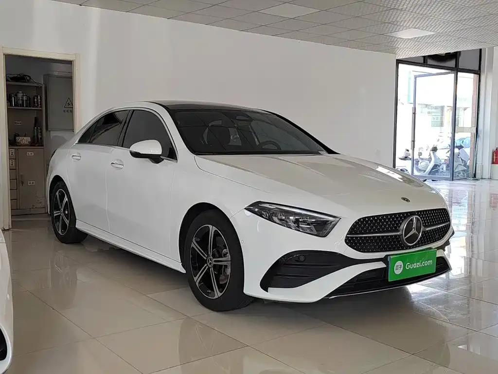 Mercedes-Benz A-Class — фото 8