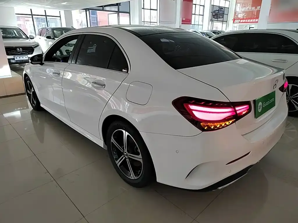 Mercedes-Benz A-Class — фото 6