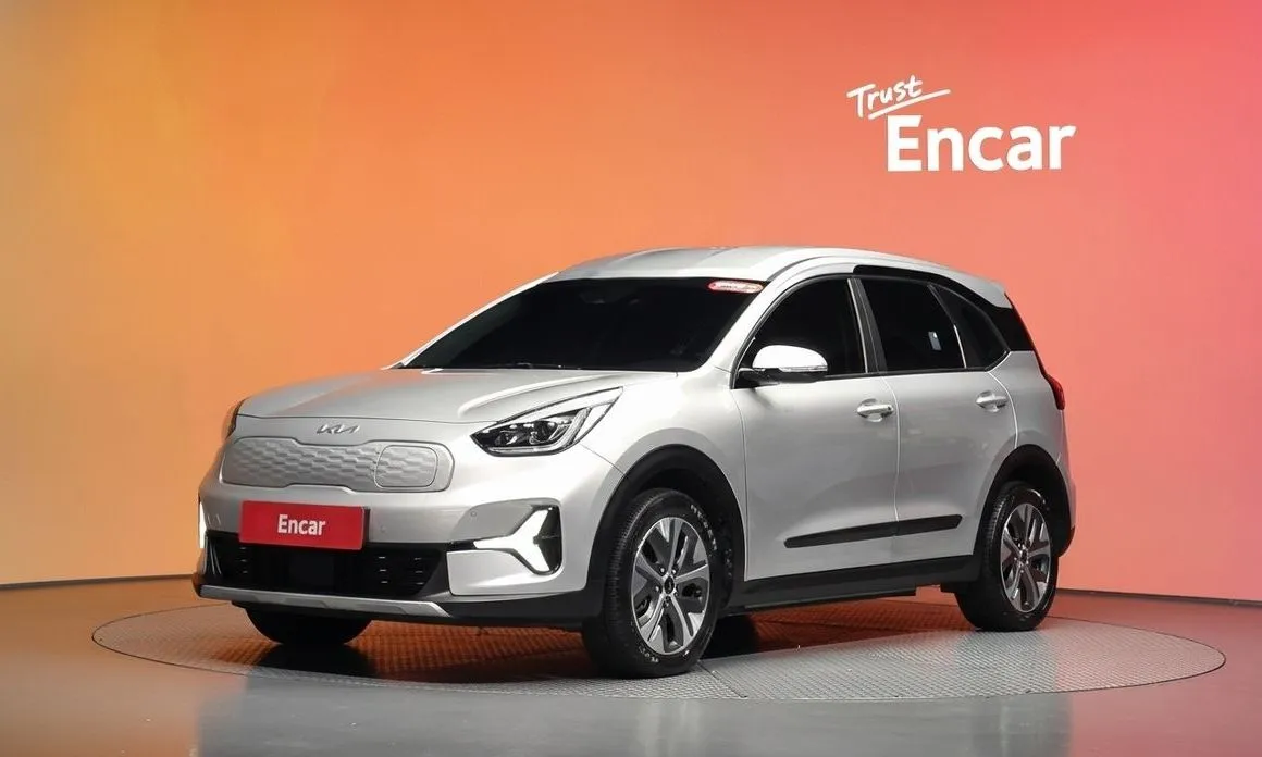 Kia Niro — фото 1