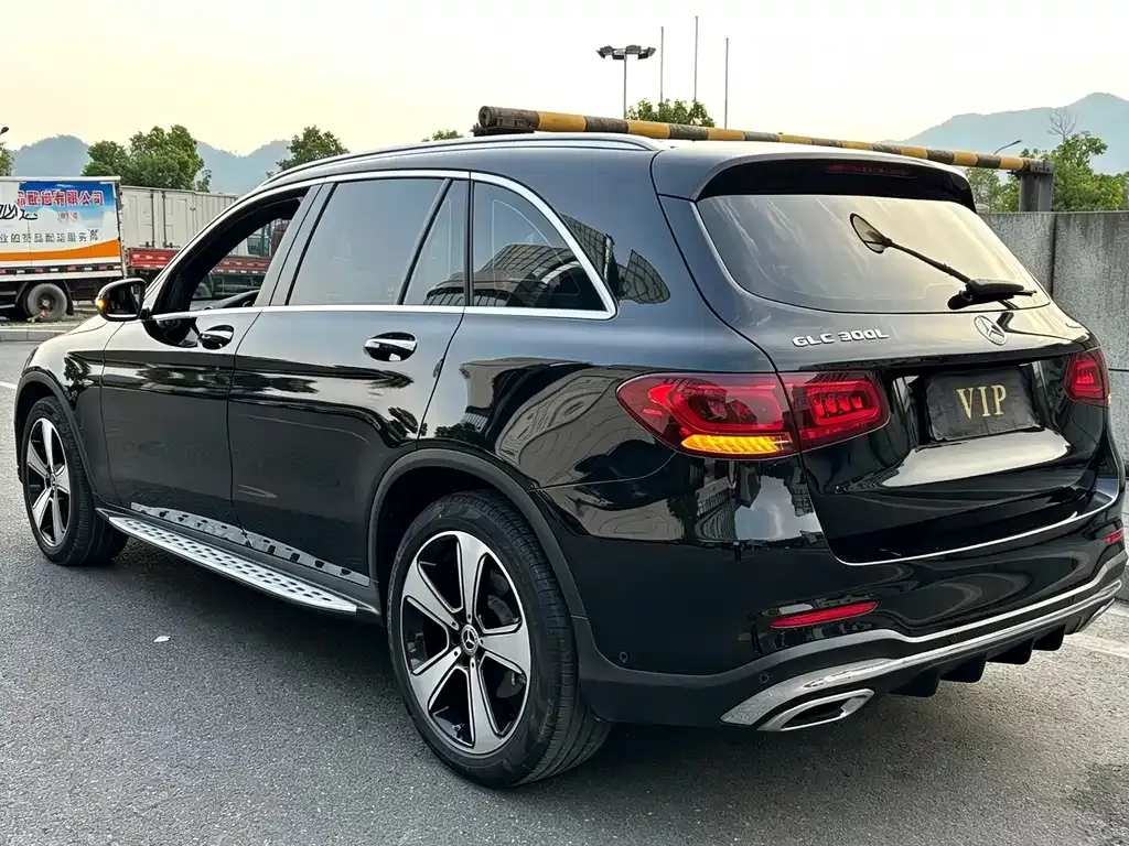 Mercedes-Benz GLC — фото 3