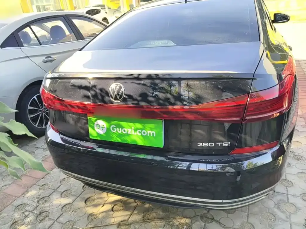 Volkswagen Passat — фото 5