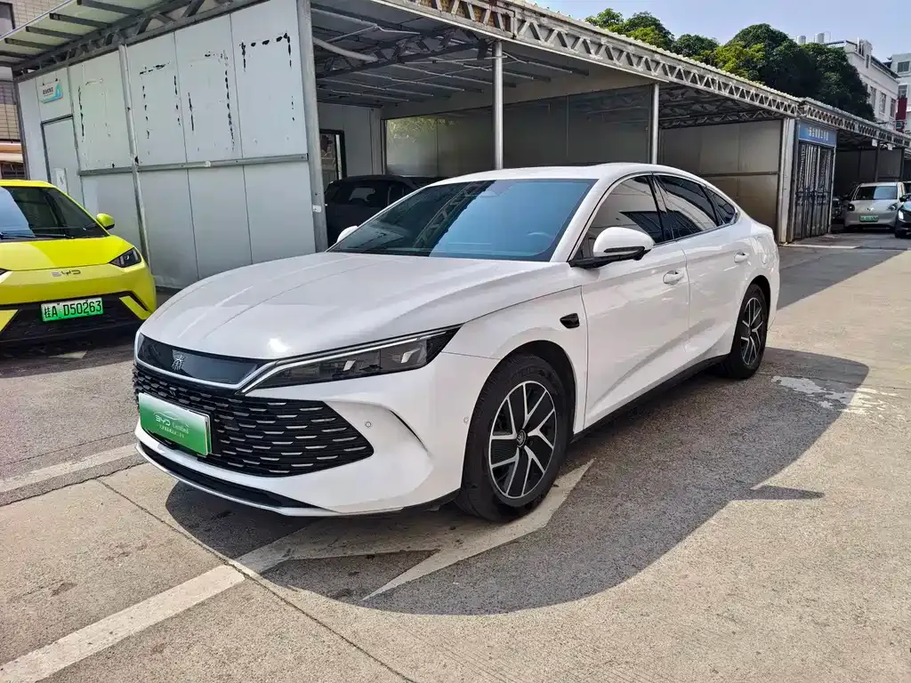 BYD Qin L — фото 1