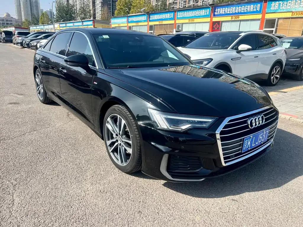 Audi A6L — фото 7