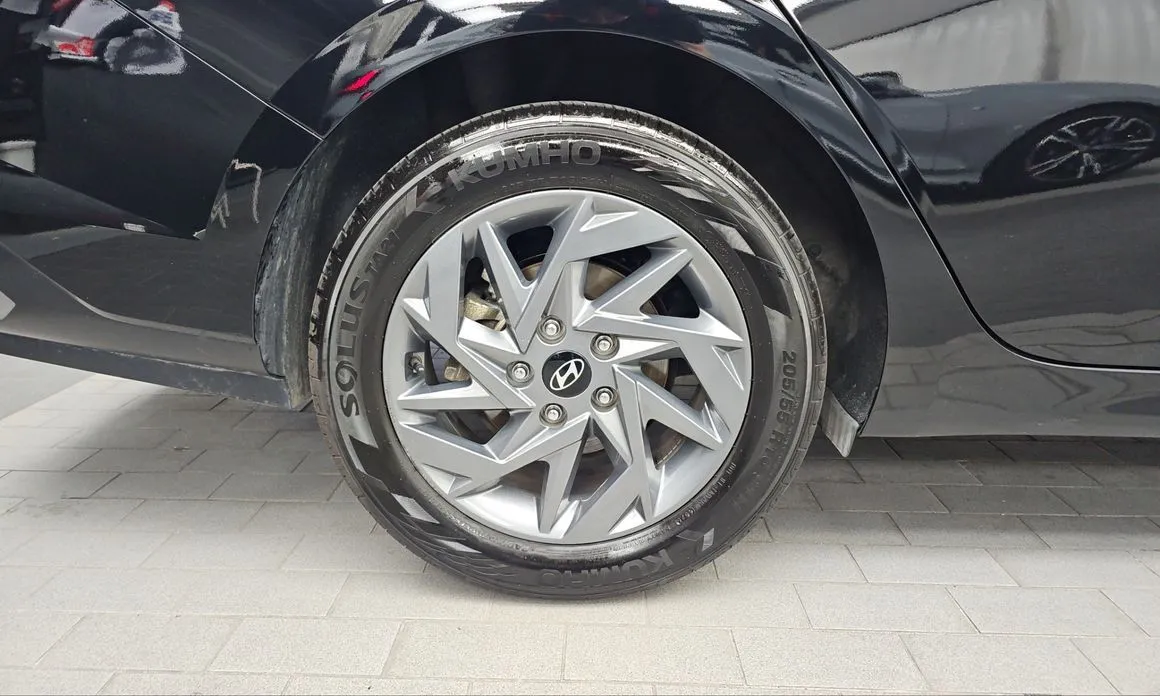 Hyundai AVANTE — фото 6