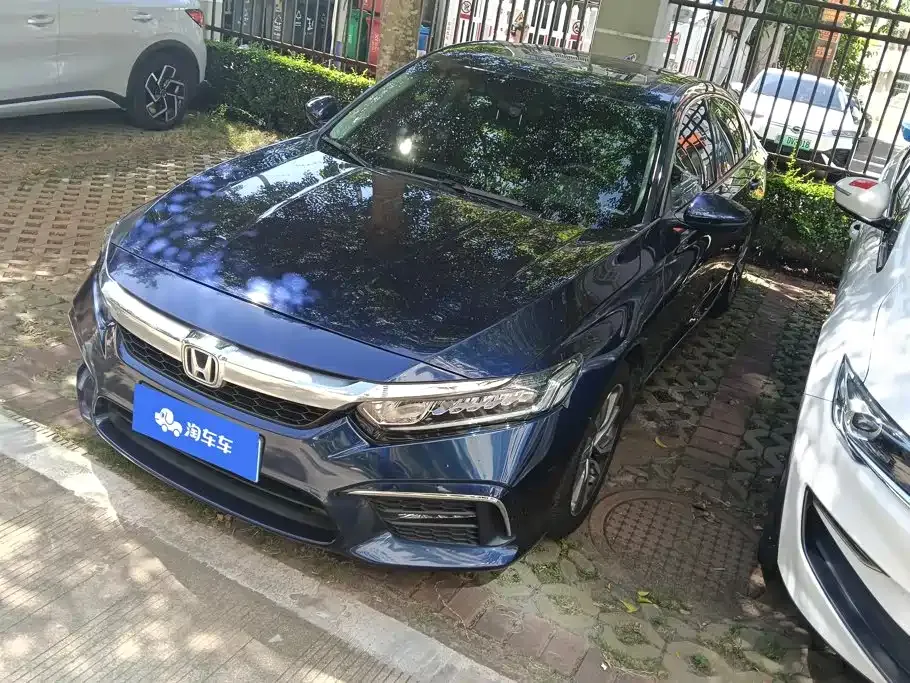 Honda Inspire — фото 1