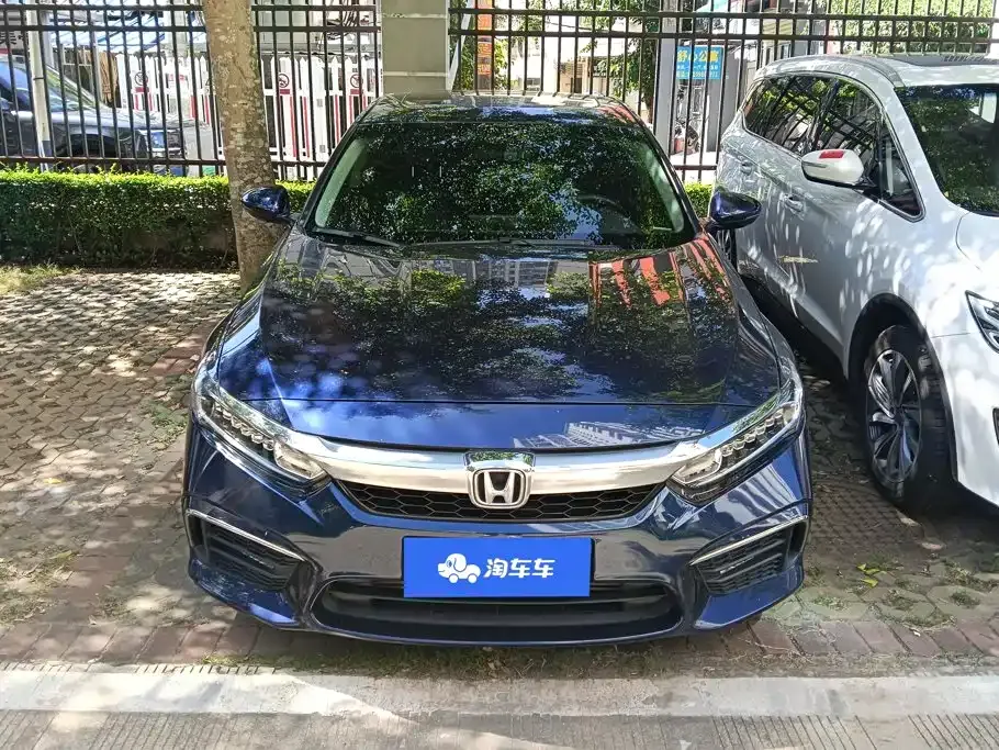 Honda Inspire — фото 4