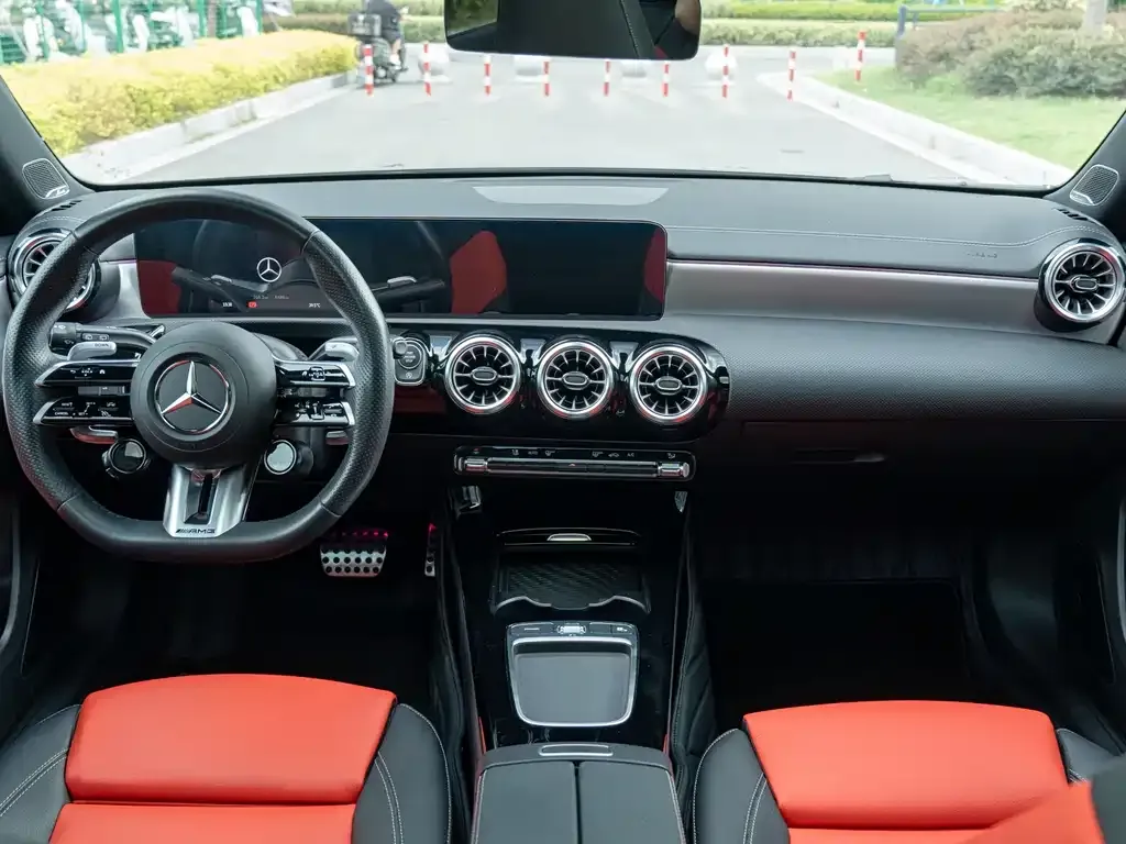 Mercedes-Benz A-Class AMG (Import) — фото 7