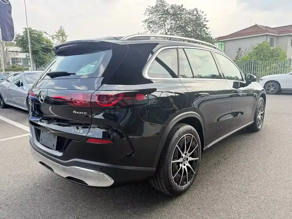 Mercedes-Benz GLC New Energy — фото 9