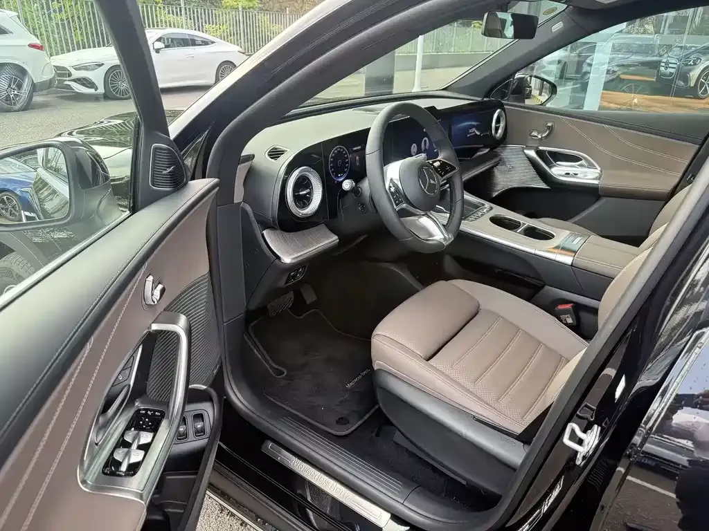 Mercedes-Benz GLC New Energy — фото 3