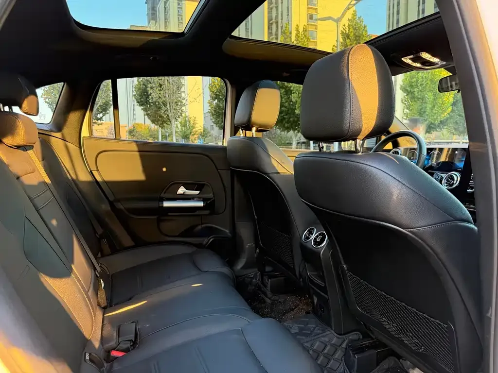 Mercedes-Benz GLA — фото 5