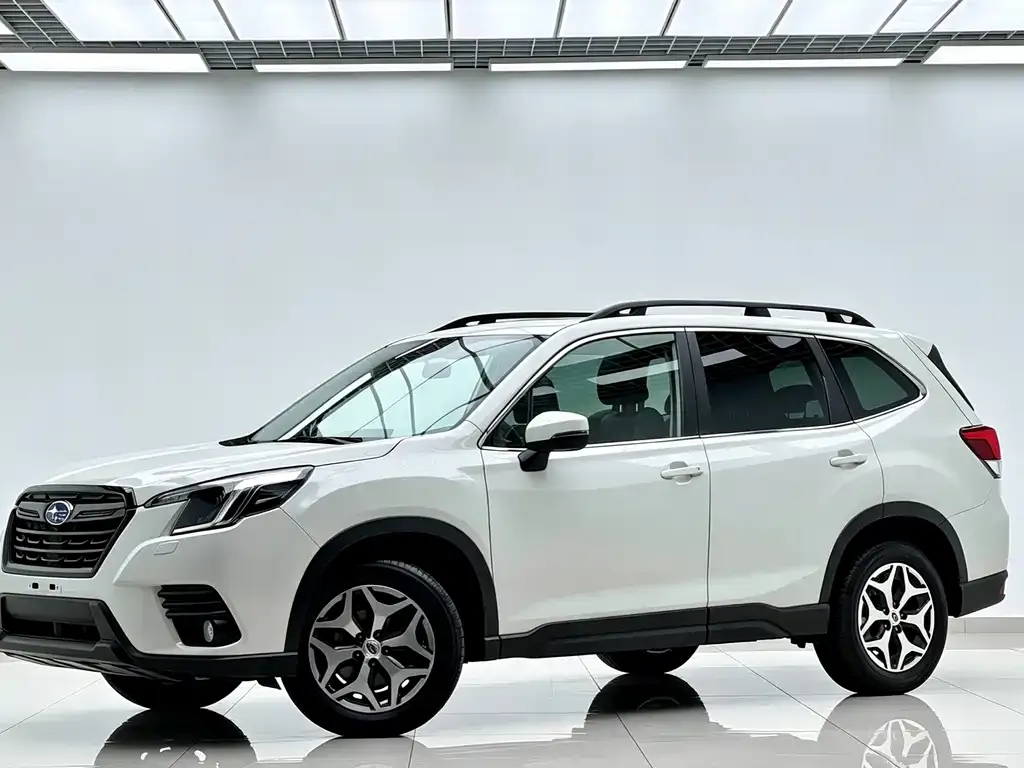 Subaru Forester — фото 1