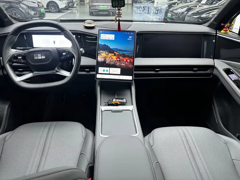 Geely Galaxy L7 — фото 10