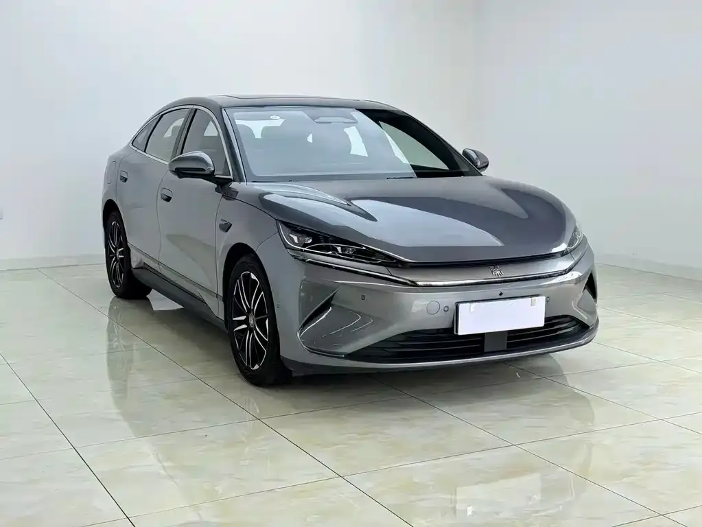 BYD Qin L — фото 10