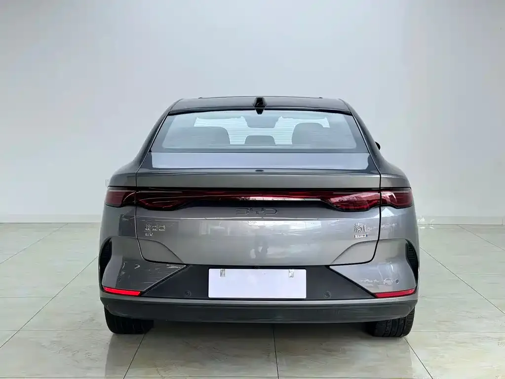 BYD Qin L — фото 2